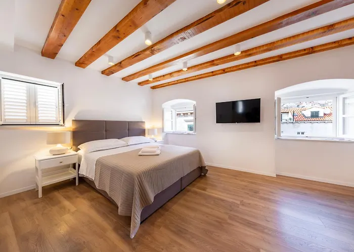 Apartament Palazzo Maineri Luxury Heritage *